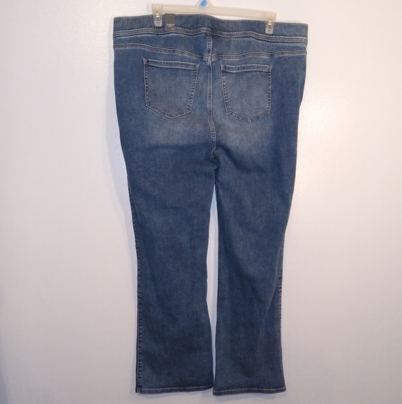 Torrid Distressed Boot Cut Jeans - Picture 4 of 8